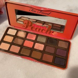 Too Faced Sweet Peach Palette